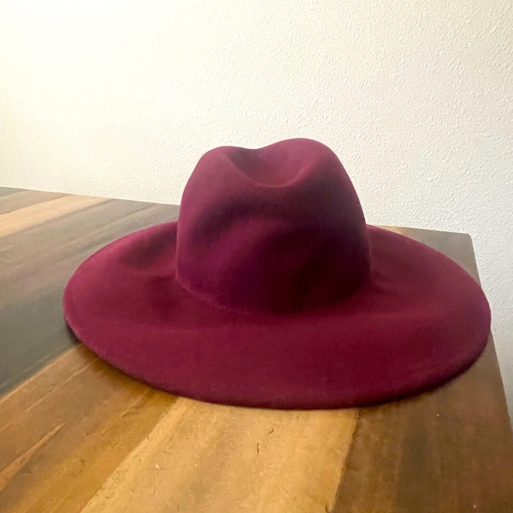 Need a cute hat for a night out? Don’t look any further. Bold color.